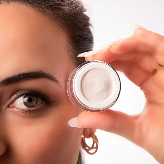 Smoothing contour cream – Eyes and lips