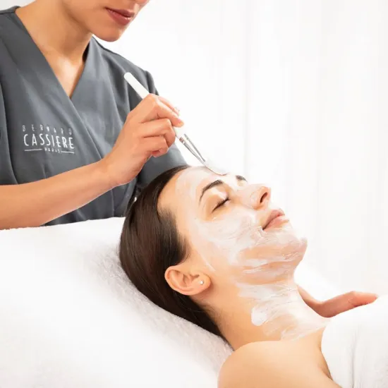 Soin Haute Hydratation à l'eau de Source de nos Jardins - Bernard Cassière