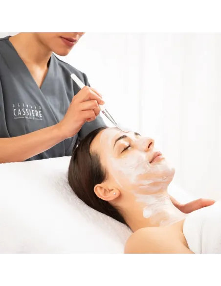 Soin Haute Hydratation à l'eau de Source de nos Jardins - Bernard Cassière