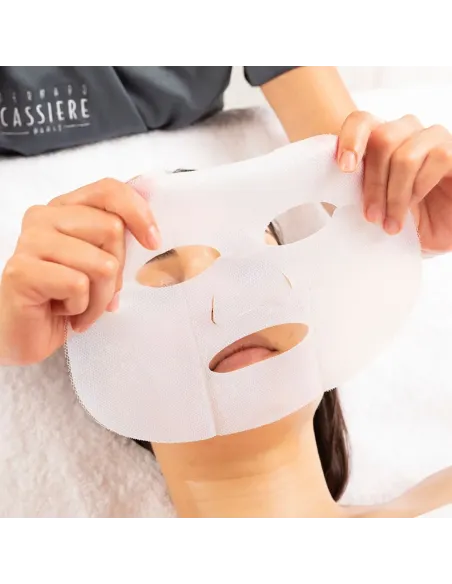 Soin Haute Hydratation à l'eau de Source de nos Jardins - Bernard Cassière