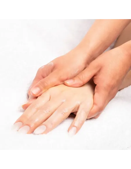 Springwater from our gardens High Hydration Treatment - Bernard Cassière