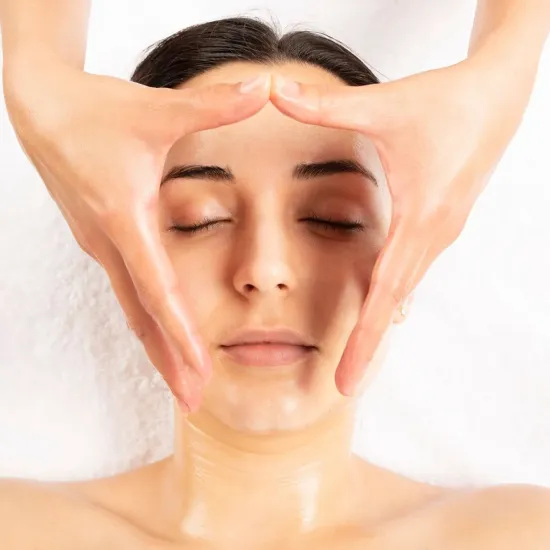 Soin Haute Hydratation à l'eau de Source de nos Jardins - Bernard Cassière