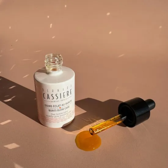 Healthy glow-boosting elixir