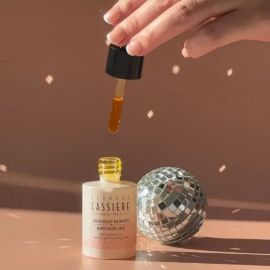 Healthy glow-boosting elixir