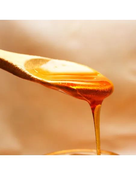 Cocooning honey body treatment