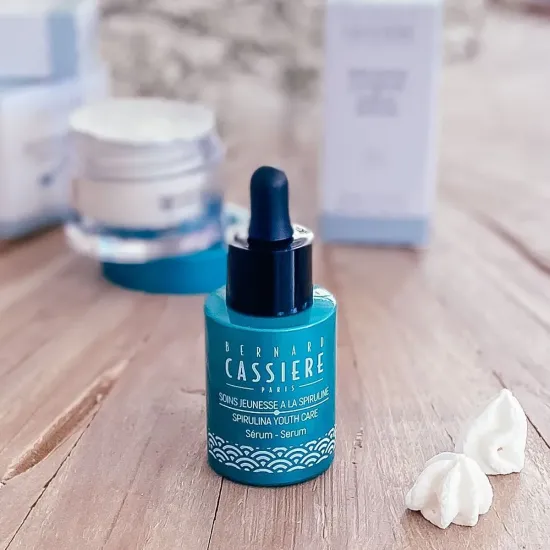 Spirulina youth serum
