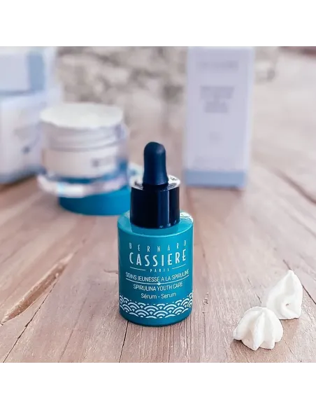Spirulina youth serum