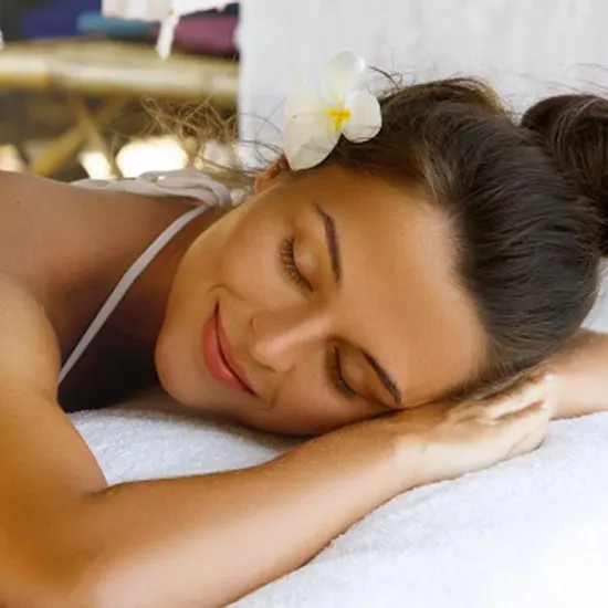 Coconut oil & tiaré flower relaxing treatment